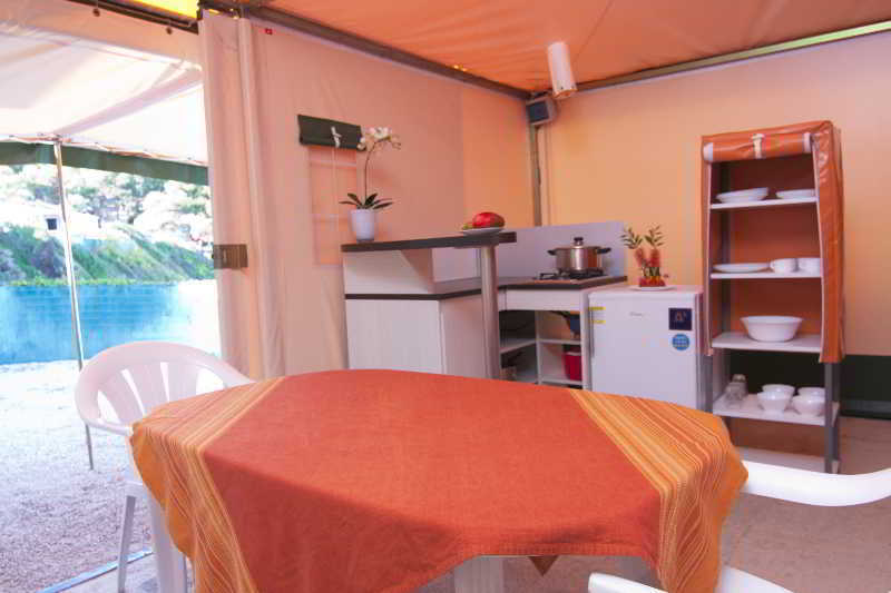 Camping Torre De La Mora Tarragona