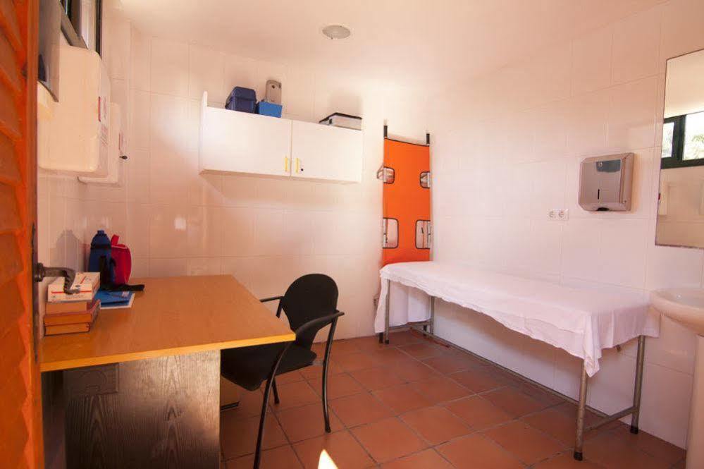 Camping Torre De La Mora 2*